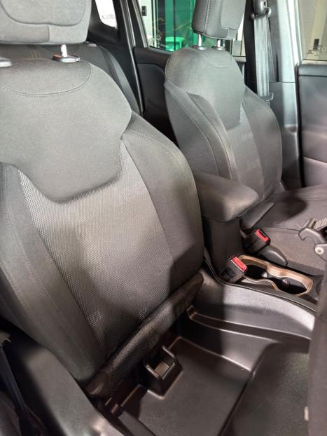 JEEP Renegade 1.8 16V 4P FLEX LONGITUDE AUTOM�TICO, Foto 13