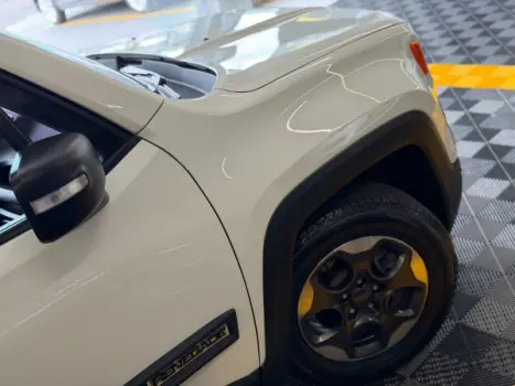 JEEP Renegade 1.8 16V 4P FLEX AUTOM�TICO, Foto 5