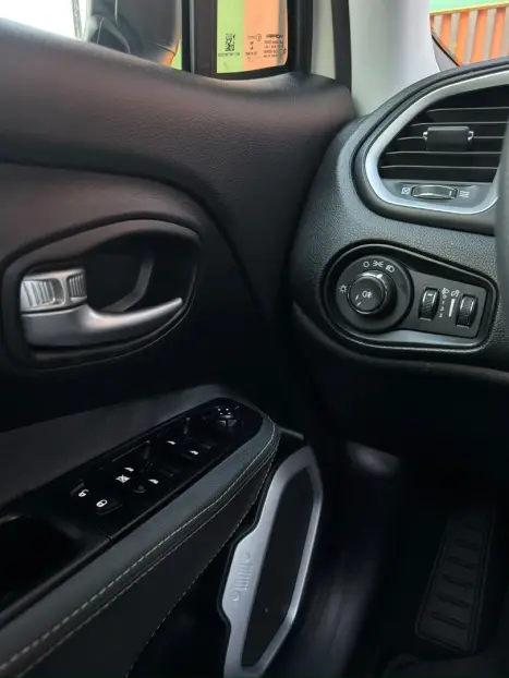 JEEP Renegade 1.8 16V 4P FLEX, Foto 18