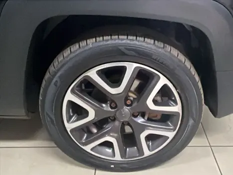 JEEP Renegade 2.0 16V 4P TURBO DIESEL LONGITUDE 4X4 AUTOMÁTICO, Foto 8 JEEP Renegade 2.0 16V 4P TURBO DIESEL LONGITUDE 4X4 AUTOMÁTICO, Foto 8