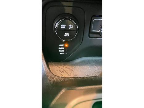 JEEP Renegade 2.0 16V 4P TURBO DIESEL LONGITUDE 4X4 AUTOM�TICO, Foto 12