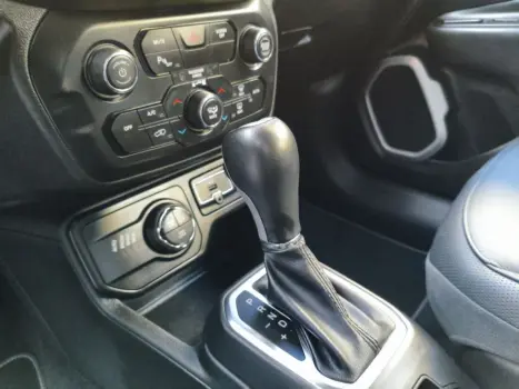 JEEP Renegade 2.0 16V 4P TURBO DIESEL LONGITUDE 4X4 AUTOM�TICO, Foto 15