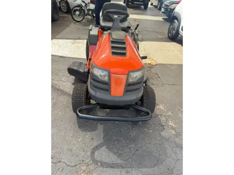 JOHN DEERE 5078 E, Foto 5