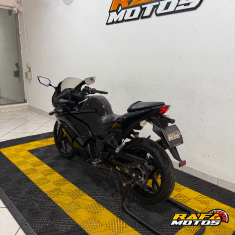 KAWASAKI Ninja 250 R, Foto 4 KAWASAKI Ninja 250 R, Foto 4