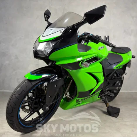 KAWASAKI Ninja 250 R, Foto 14