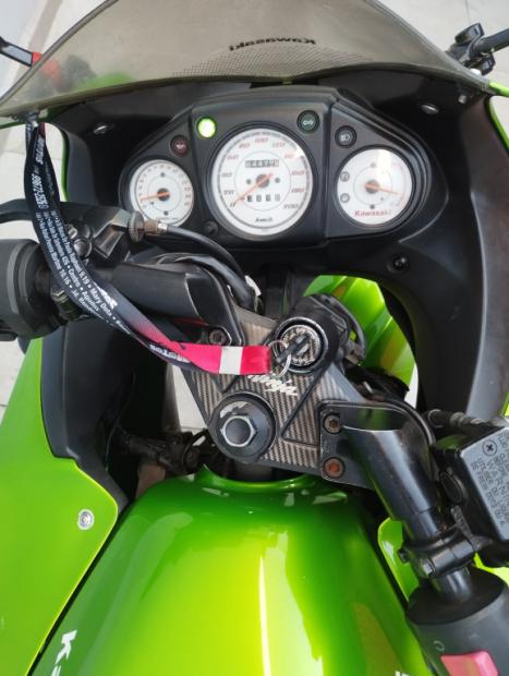 KAWASAKI Ninja 250 R, Foto 8