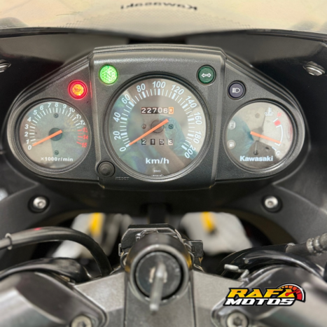 KAWASAKI Ninja 250 R, Foto 8