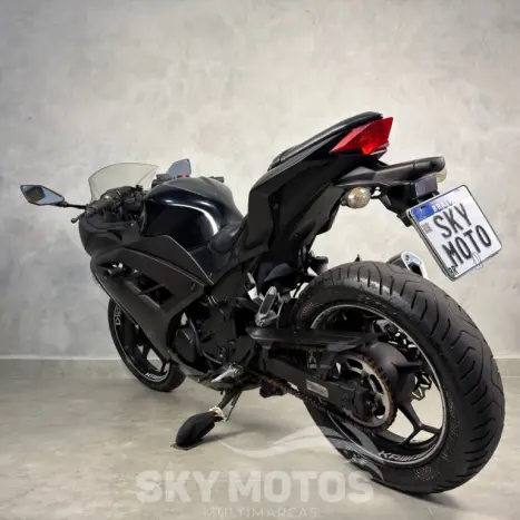 KAWASAKI Ninja 300 , Foto 17