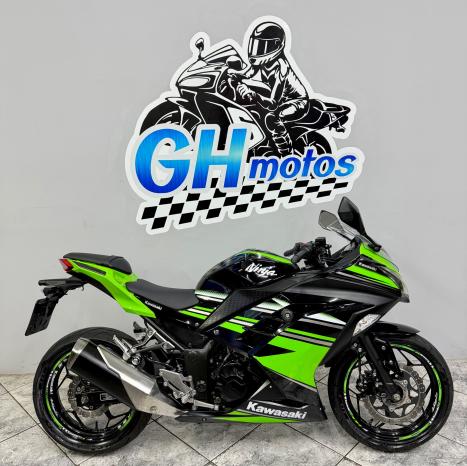 KAWASAKI Ninja 300 ABS, Foto 1