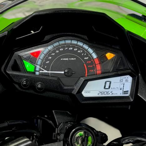 KAWASAKI Ninja 300 ABS, Foto 5