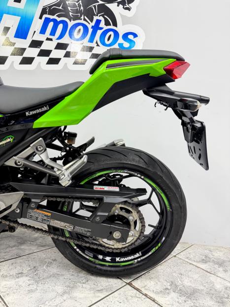 KAWASAKI Ninja 300 ABS, Foto 7