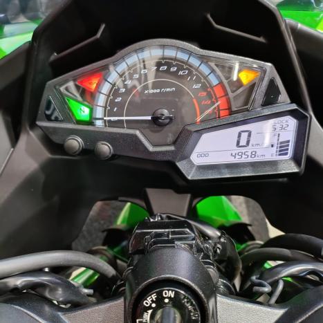 KAWASAKI Ninja 300 ABS, Foto 5
