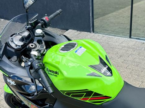KAWASAKI Ninja 400 , Foto 8