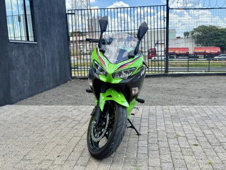 KAWASAKI Ninja 400 , Foto 13