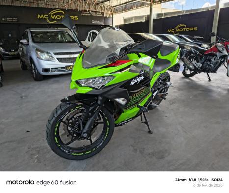 KAWASAKI Ninja 400 , Foto 4
