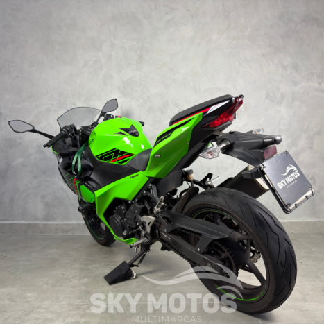 KAWASAKI Ninja 400 , Foto 16