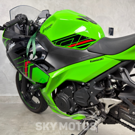 KAWASAKI Ninja 400 , Foto 17
