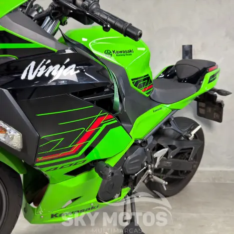KAWASAKI Ninja 400 , Foto 19