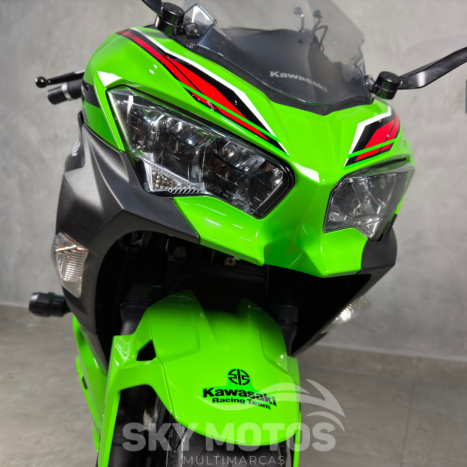 KAWASAKI Ninja 400 , Foto 6