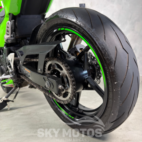 KAWASAKI Ninja 400 , Foto 20