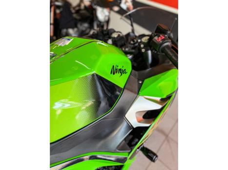 KAWASAKI Ninja 400 , Foto 12