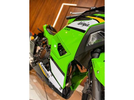 KAWASAKI Ninja 500 , Foto 7