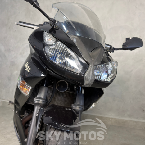 KAWASAKI Ninja 650 R, Foto 6