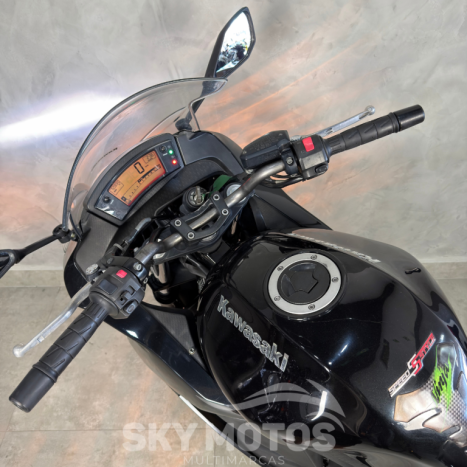 KAWASAKI Ninja 650 R, Foto 8