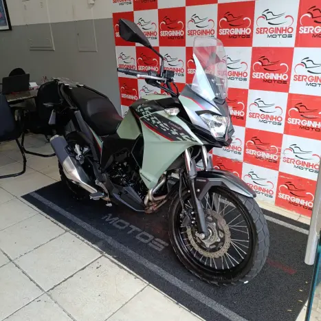 KAWASAKI Versys 300 X, Foto 2