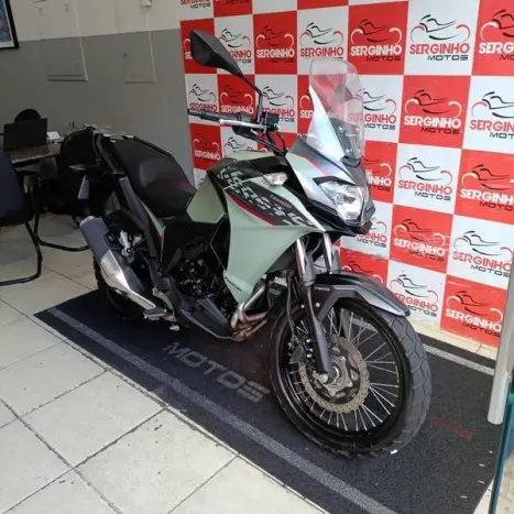 KAWASAKI Versys 300 X, Foto 1