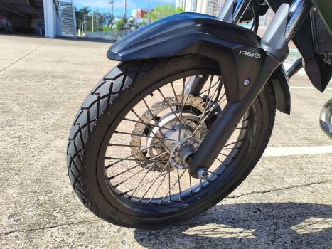 KAWASAKI Versys 300 TOURER, Foto 3