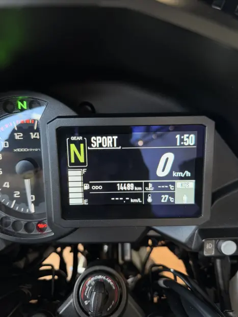 KAWASAKI Versys Grand Tourer 1000 , Foto 8