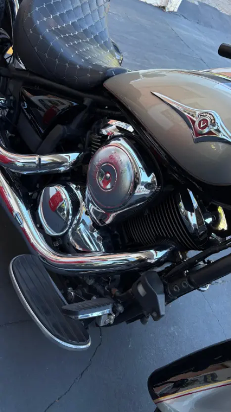 KAWASAKI Vulcan 900 CUSTOM, Foto 6