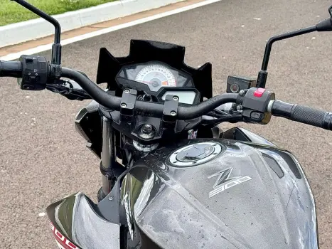 KAWASAKI Z 300 , Foto 9