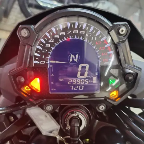 KAWASAKI Z 400 ABS, Foto 6