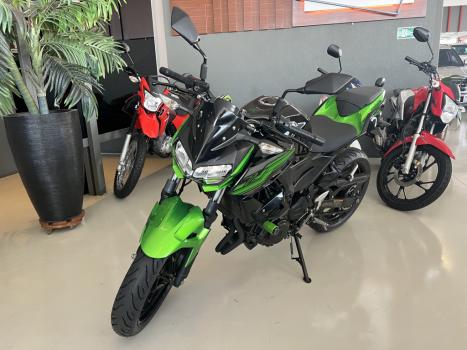 KAWASAKI Z 400 ABS, Foto 3