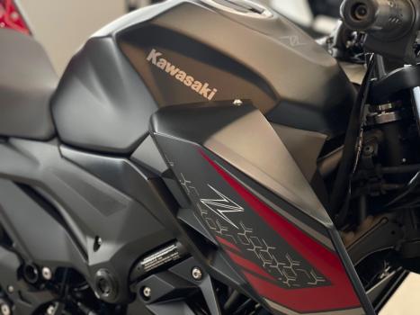 KAWASAKI Z 400 ABS, Foto 4