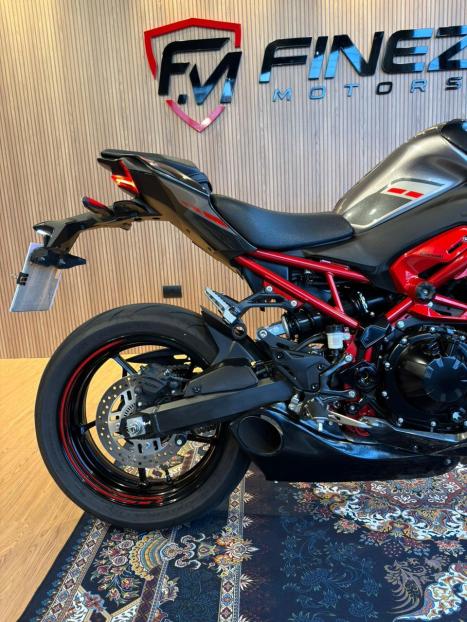 KAWASAKI Z 900 ABS, Foto 4