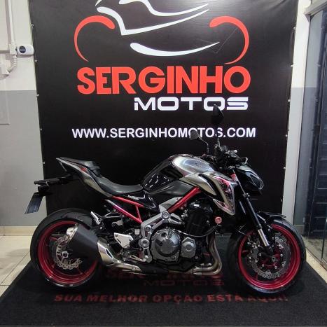 KAWASAKI Z 900 RS, Foto 1