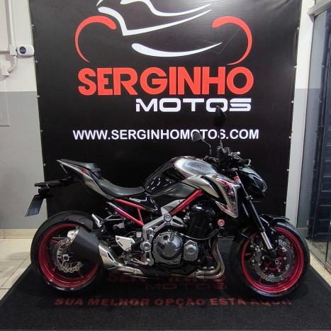 KAWASAKI Z 900 RS, Foto 1