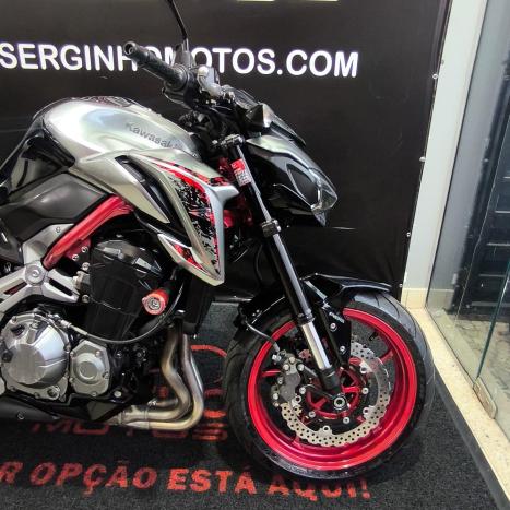 KAWASAKI Z 900 RS, Foto 2