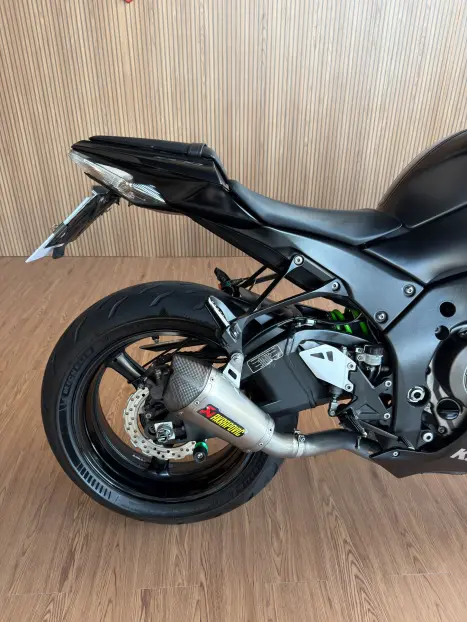 KAWASAKI ZX 10 NINJA, Foto 9