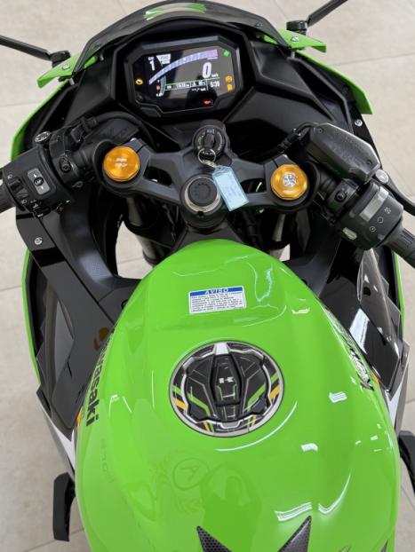 KAWASAKI ZX-4R , Foto 7