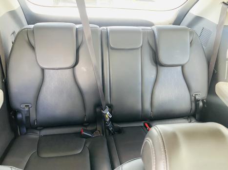 KIA Carnival 3.8 V6 4P EX AUTOM�TCIO, Foto 11