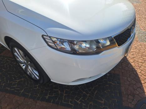 KIA Cerato Sedan 1.6 16V 4P SX3 AUTOMTICO, Foto 7