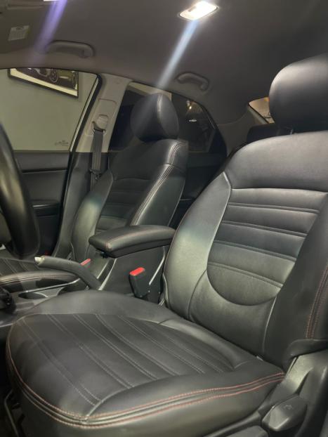 KIA Cerato Sedan 1.6 16V 4P EX AUTOMTICO, Foto 12