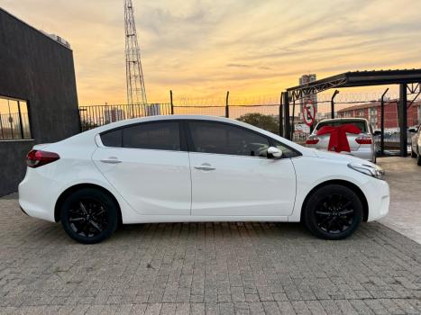 KIA Cerato Sedan 1.6 16V 4P SX3 AUTOMÁTICO, Foto 5 KIA Cerato Sedan 1.6 16V 4P SX3 AUTOMÁTICO, Foto 5