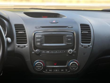 KIA Cerato Sedan 1.6 16V 4P SX AUTOM�TICO, Foto 6