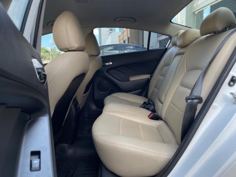 KIA Cerato Sedan 1.6 16V 4P SX AUTOM�TICO, Foto 7