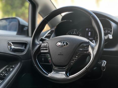 KIA Cerato Sedan 1.6 16V 4P SX AUTOM�TICO, Foto 10